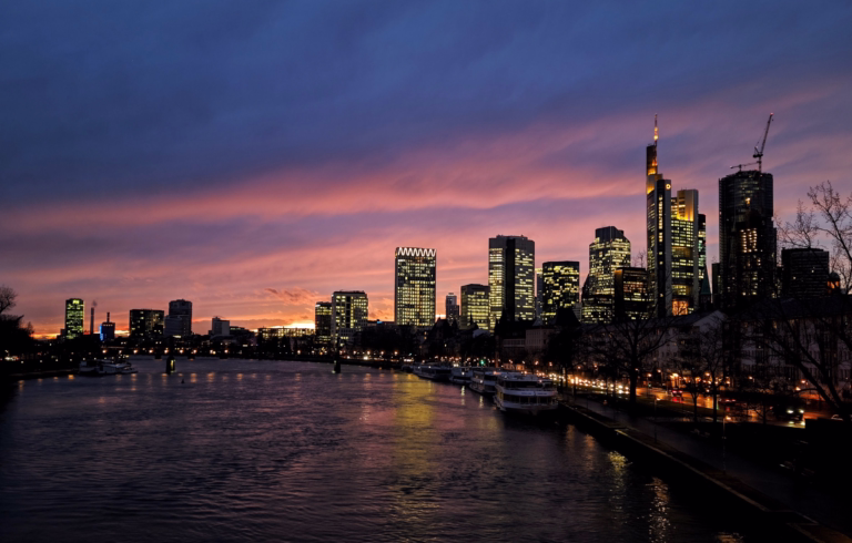 Frankfurt Beyond the Airport: Memories and Discoveries in Germany’s Financial Capital 17