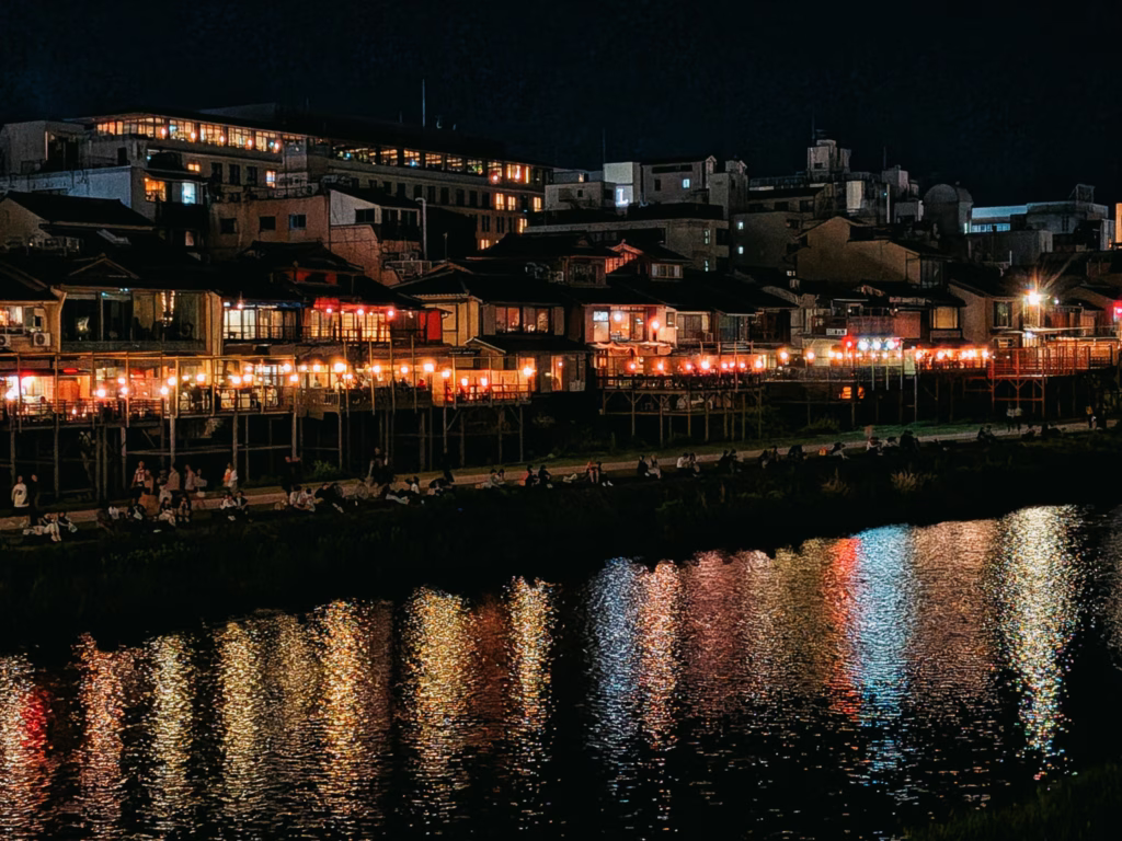 Kyoto: Where to Stay, What to Skip, and Why I Prefer 白川 Over 鸭川 6 Kyoto: Where to Stay, What to Skip, and Why I Prefer 白川 Over 鸭川 5