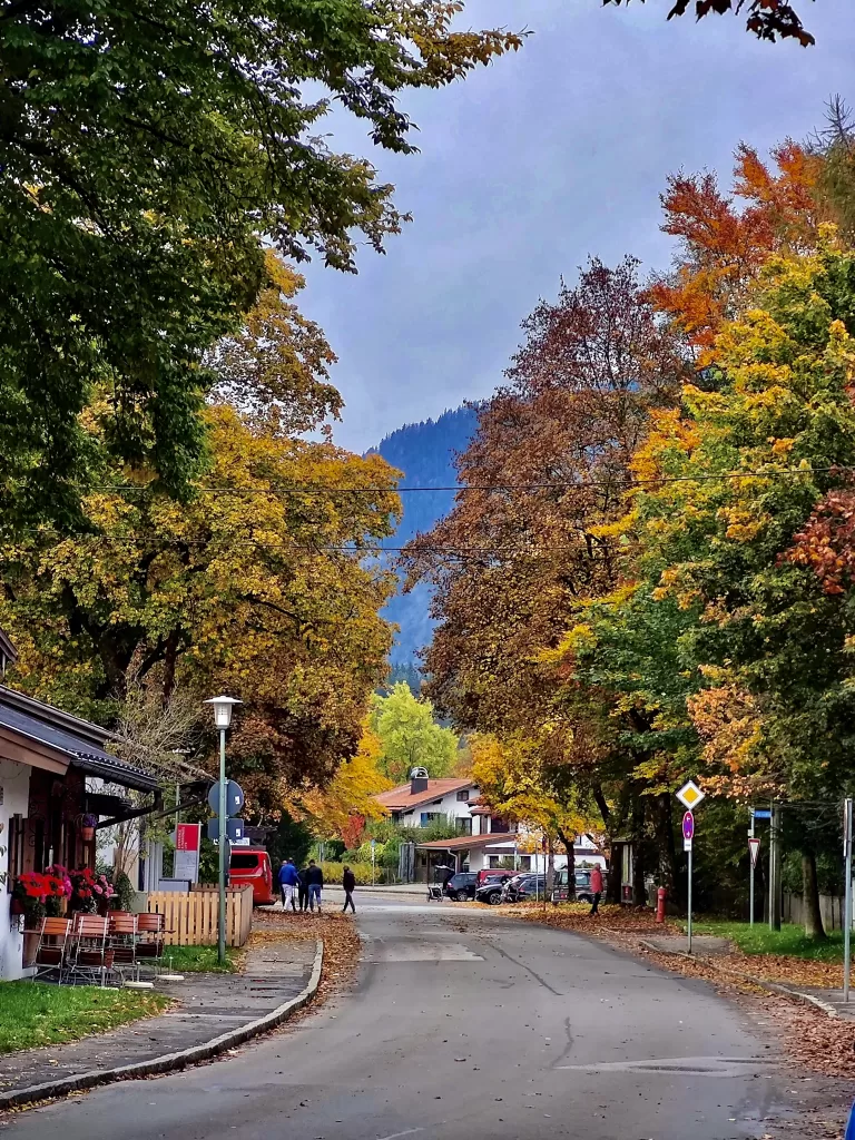 Schloss Linderhof: The Crown Jewel of King Ludwig II’s Palaces 139