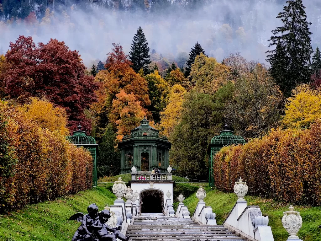 Schloss Linderhof: The Crown Jewel of King Ludwig II’s Palaces 99