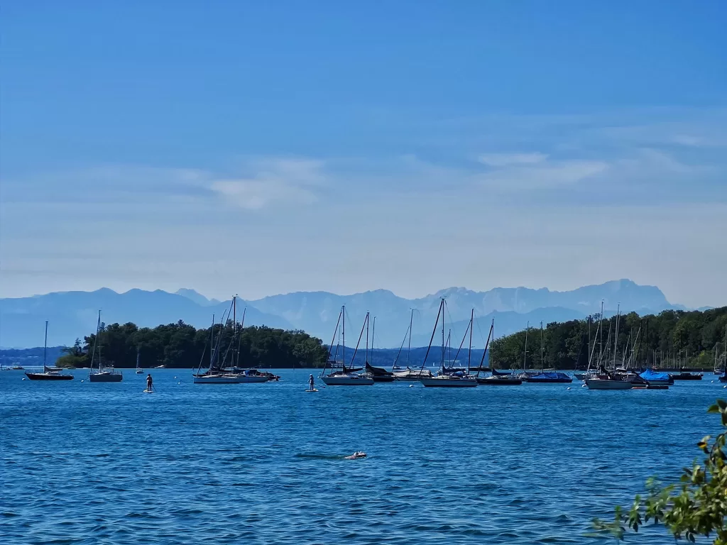 Starnberger See: Munich's Weekend Oasis for Nature and History 23