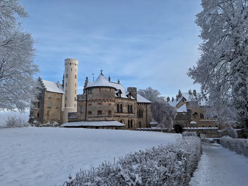 Schloss Lichtenstein: A Castle Perched on a Cliff 3