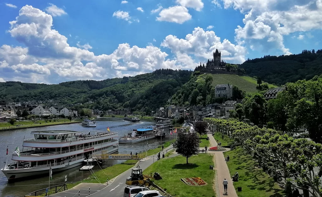 Reichsburg Cochem: History, Vineyards, and Medieval Lore 3