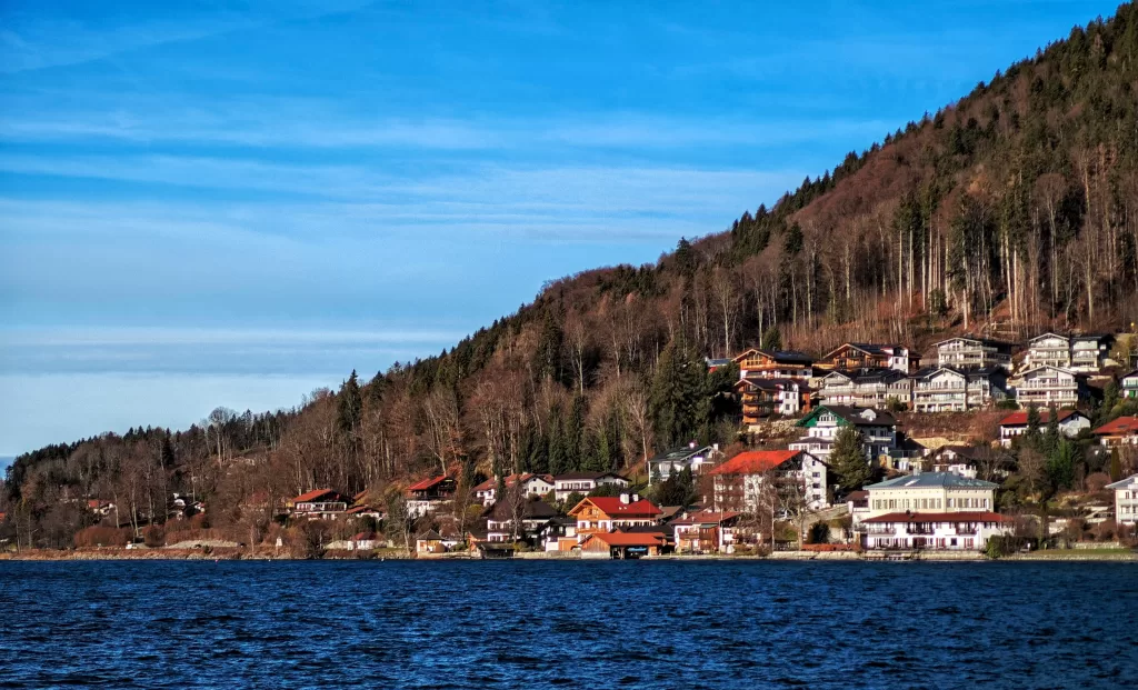 Tegernsee: Alpine Vistas and Crystal-Clear Waters 23