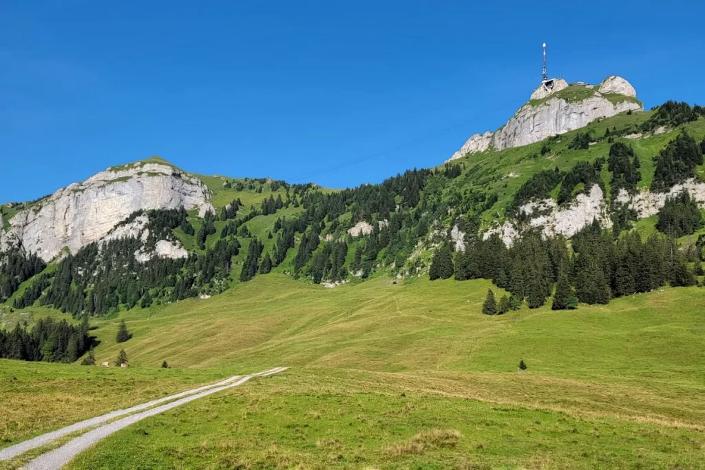 Hiking Adventures in Appenzellerland: Sämtisersee to Saxer Lücke 115