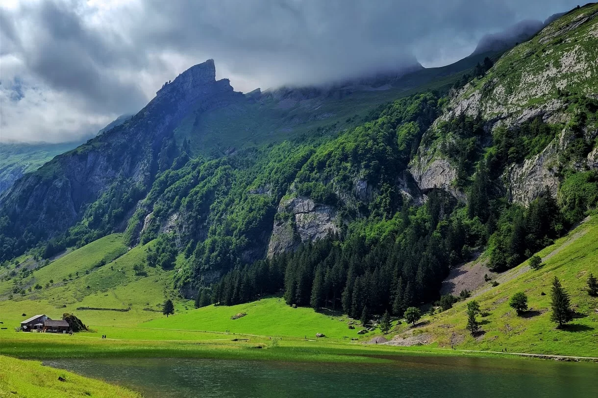 Hiking in Appenzellerland: The Stunning Äscher to Seealpsee Route 79