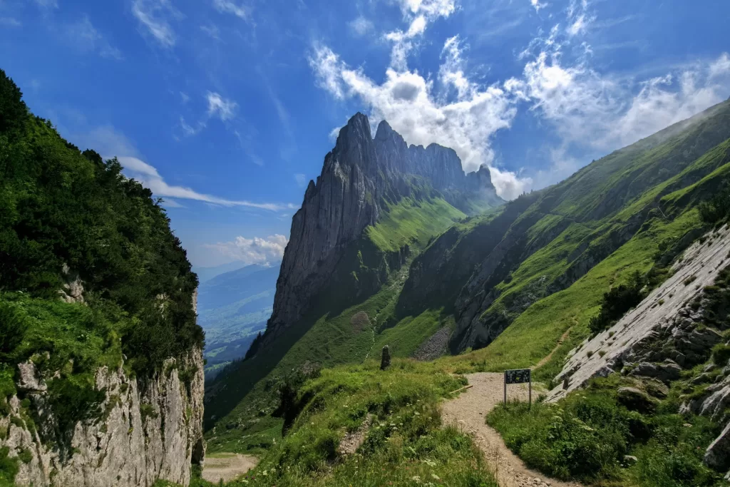 Hiking Adventures in Appenzellerland: Sämtisersee to Saxer Lücke 75