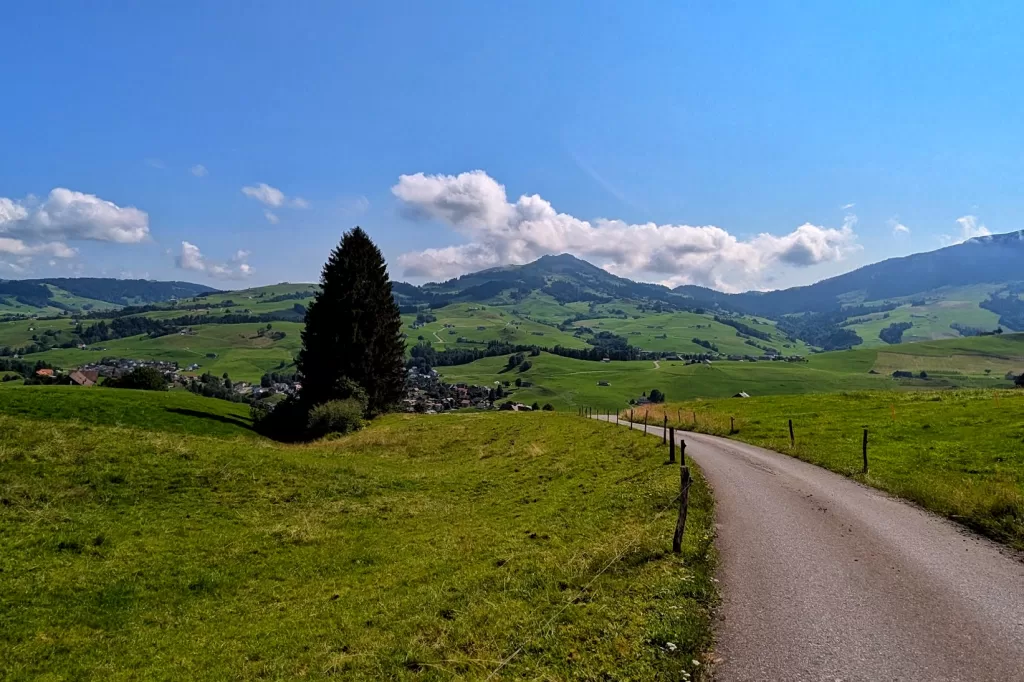 Hiking in Appenzellerland: The Stunning Äscher to Seealpsee Route 19