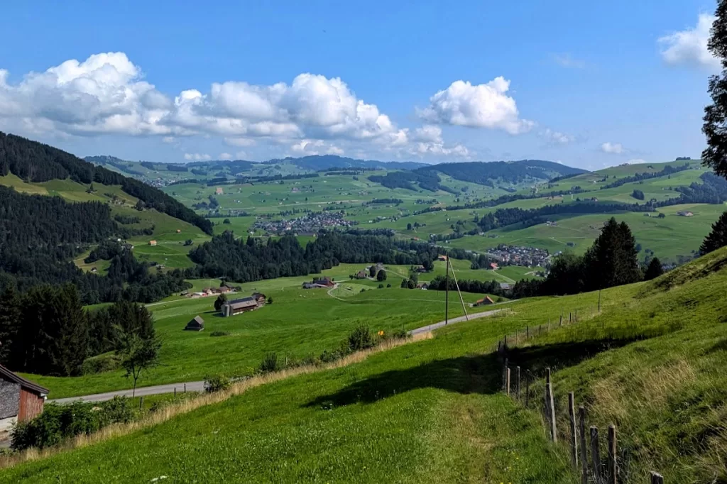 Hiking in Appenzellerland: The Stunning Äscher to Seealpsee Route 31