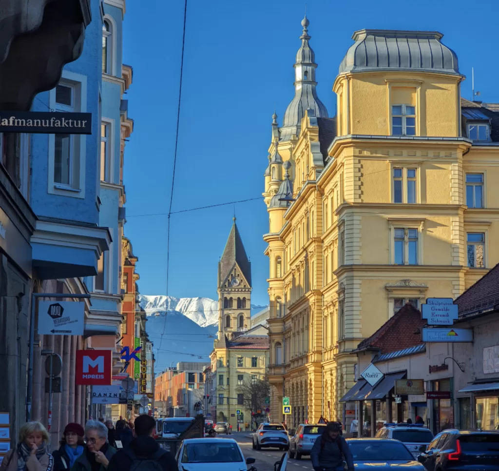 Between Mountains and Fairytales: A Winter Day in Innsbruck 11