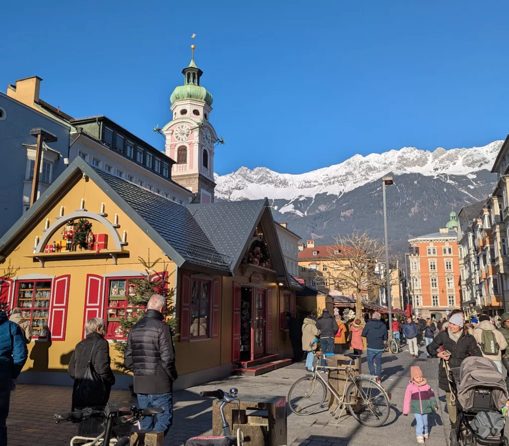 Between Mountains and Fairytales: A Winter Day in Innsbruck 15