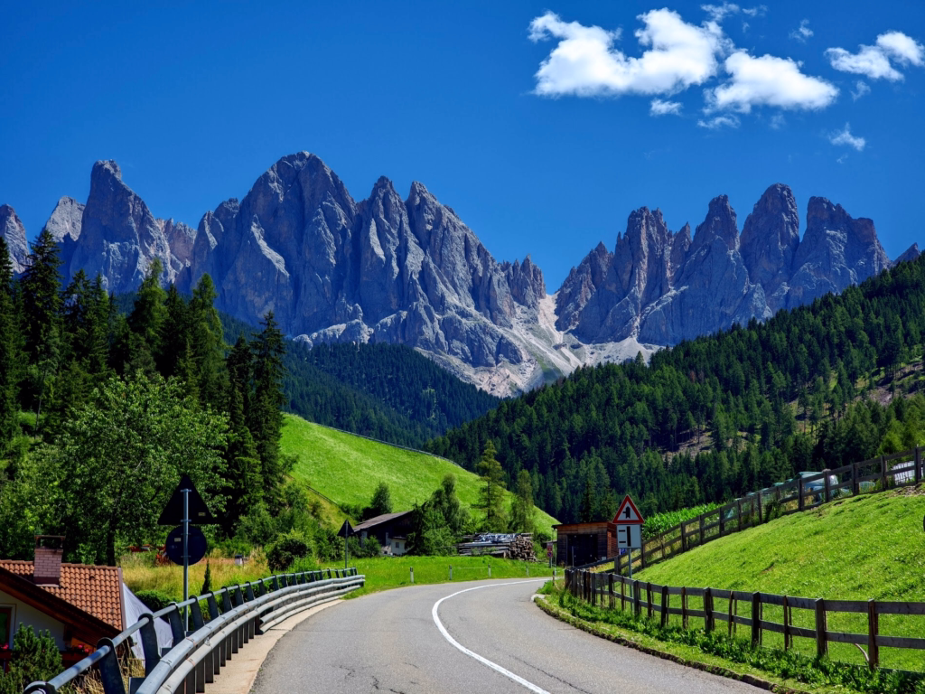 Funes: Chasing Dolomiti Dreams on a Day Trip 14 Funes: Chasing Dolomiti Dreams on a Day Trip 13