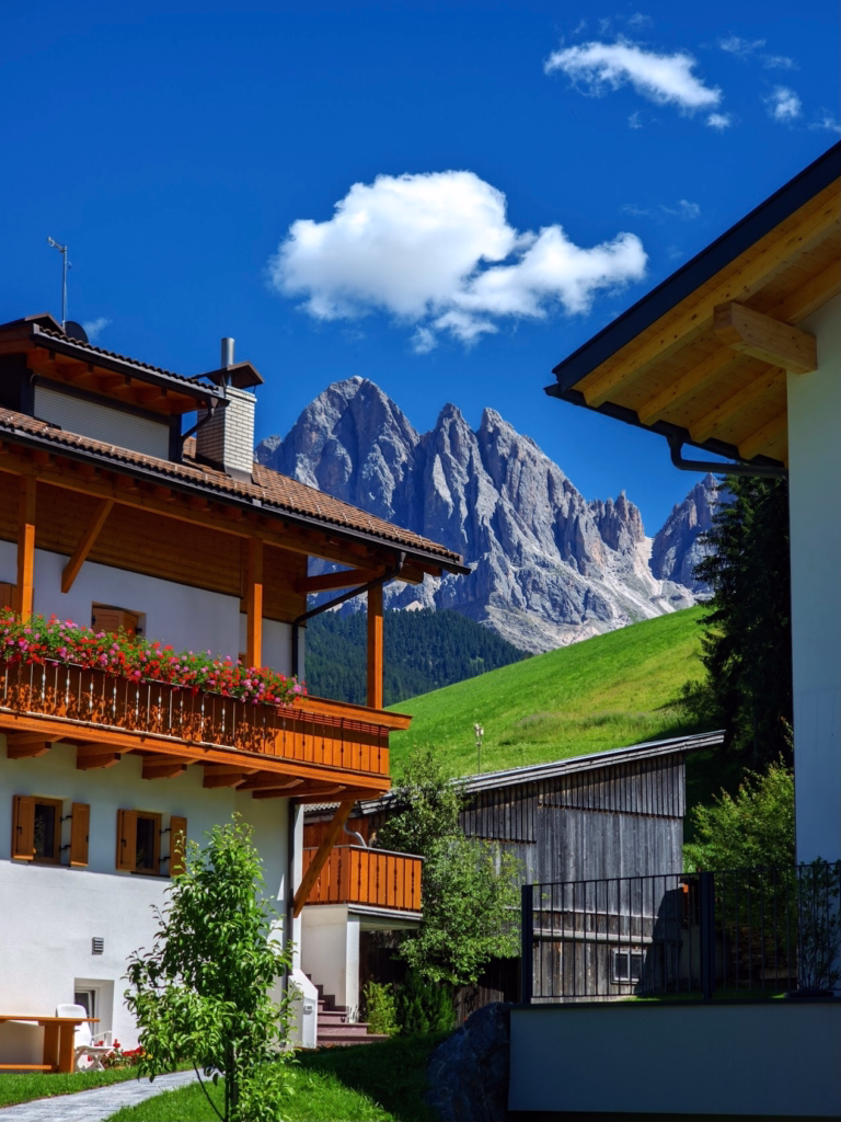 Funes: Chasing Dolomiti Dreams on a Day Trip 30 Funes: Chasing Dolomiti Dreams on a Day Trip 29