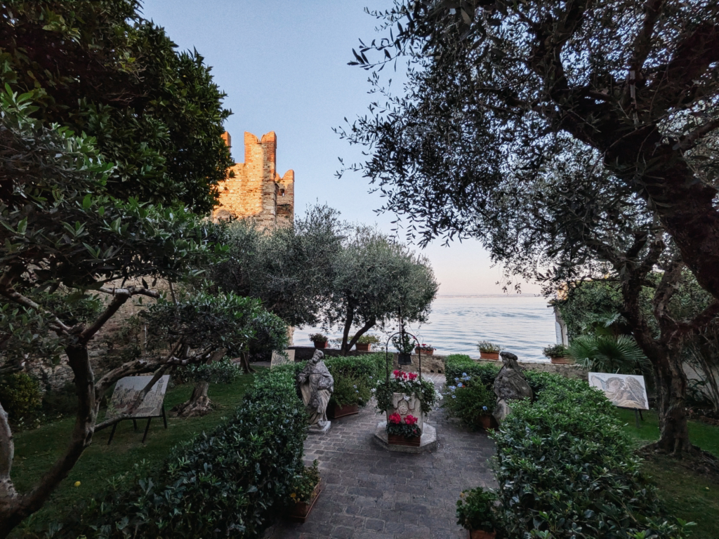 Visiting Sirmione: What to Expect at Lake Garda's Tourist Hotspot 5